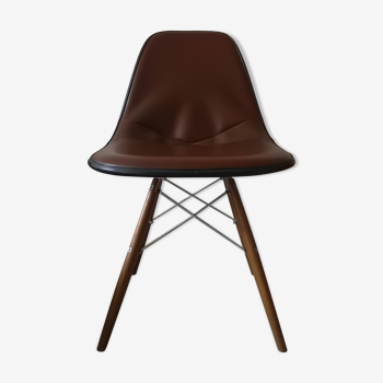 DSW chair with glossy brown leather by Charles & Ray Eames for Herman Miller, 1970