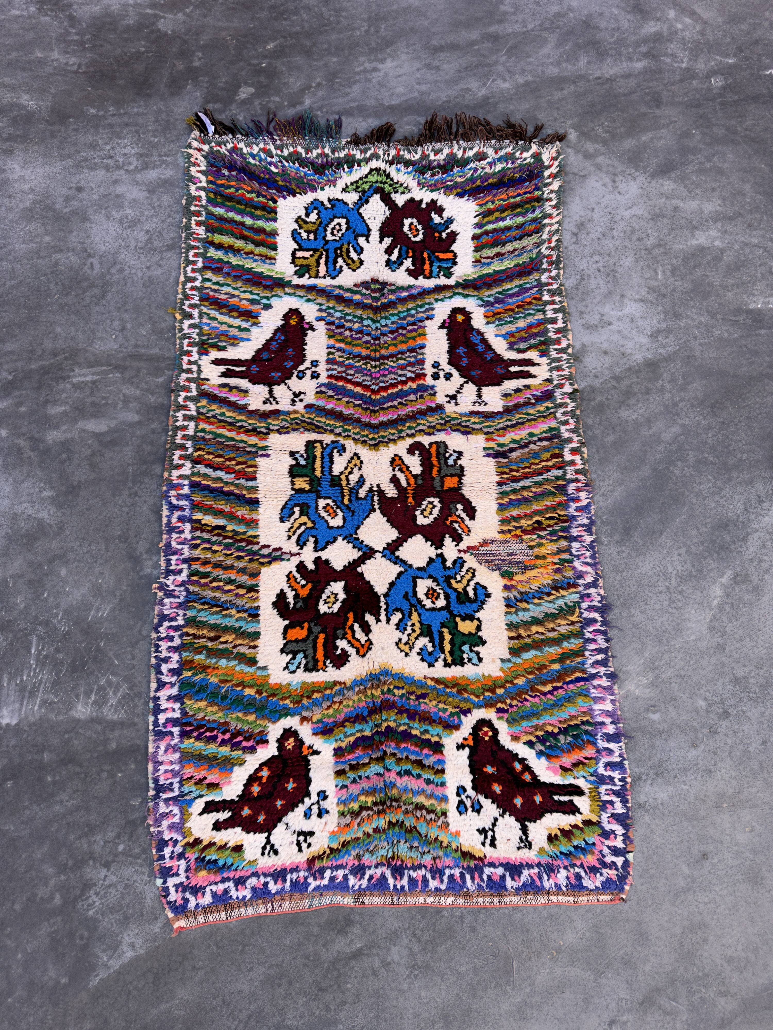 Colorful Boucherouite Azilal Moroccan rug - 97 x 184 cm