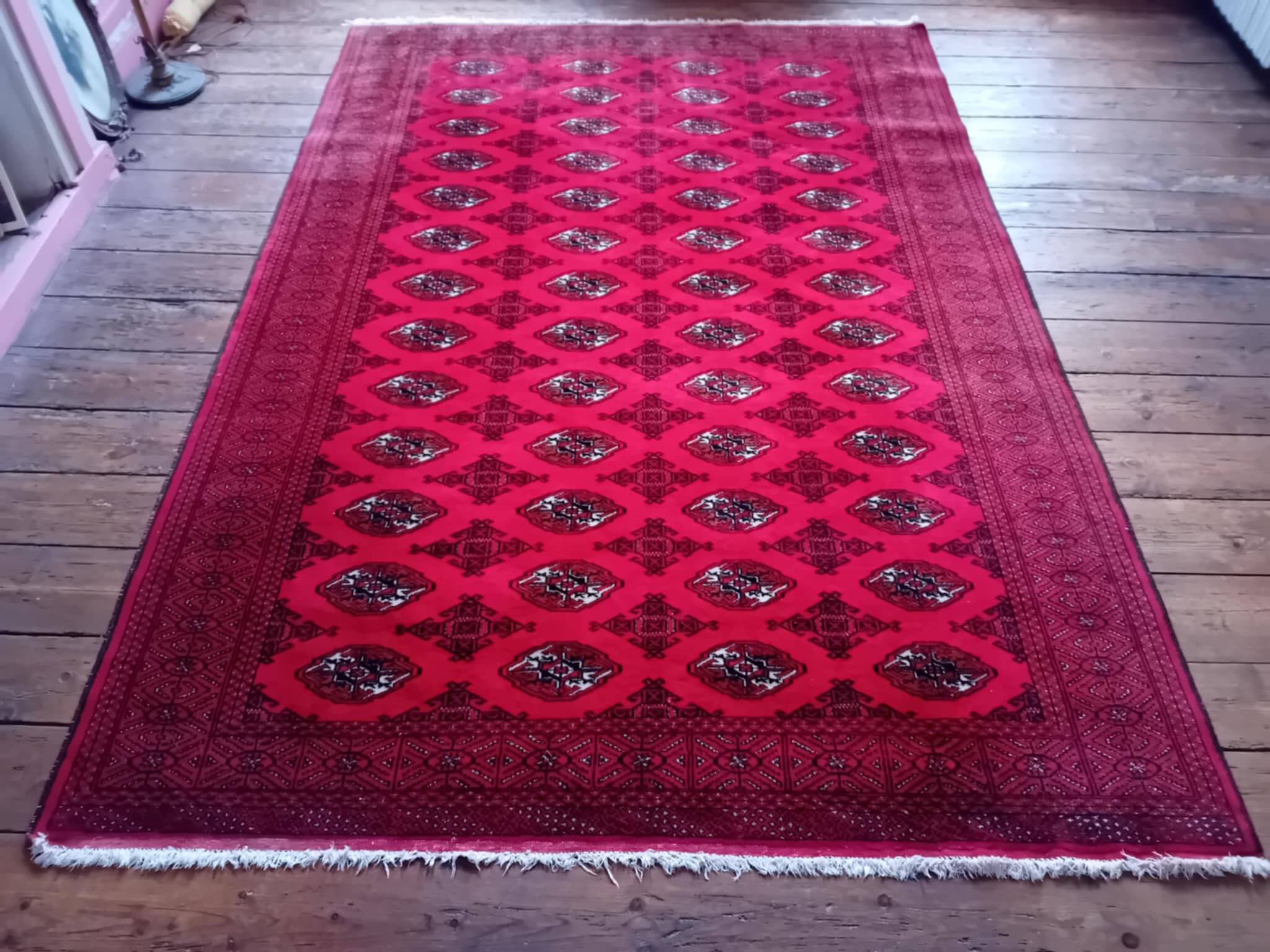 Handmade Turkmen Bukhara Rug 292x201cm