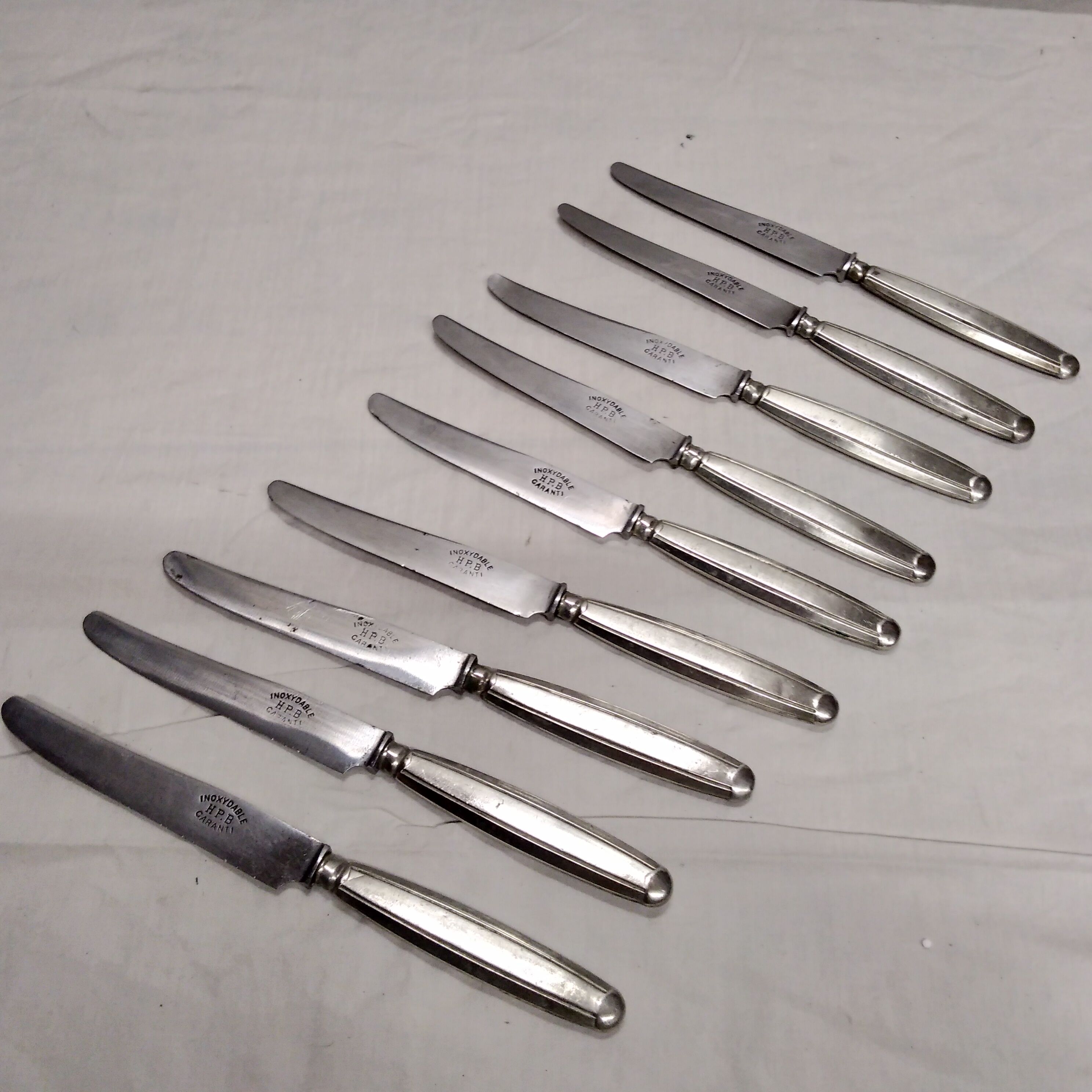 Service Table knives and dessert knives