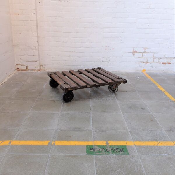 Table basse industrielle