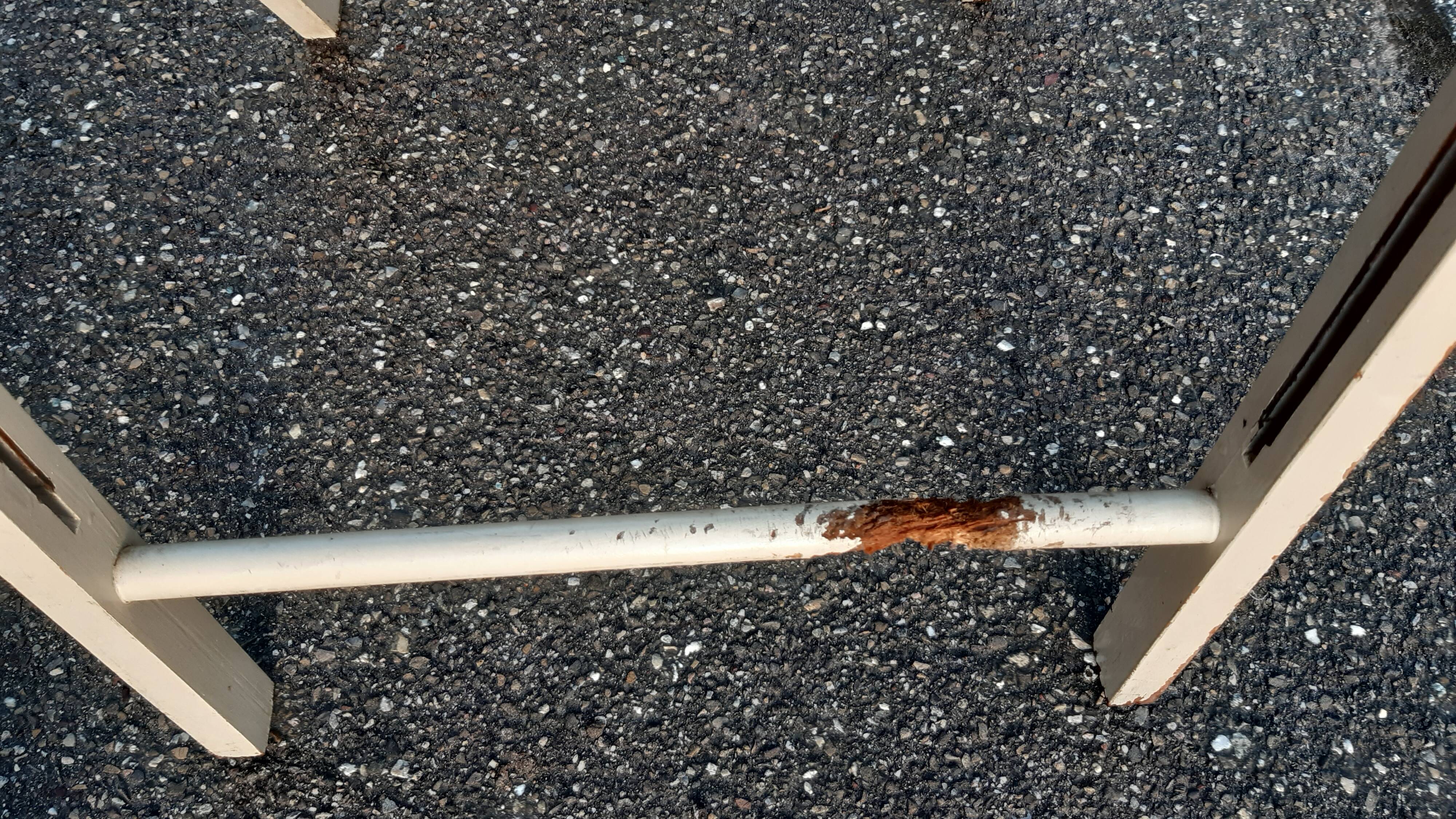 Set of 4 vintage folding chairs.