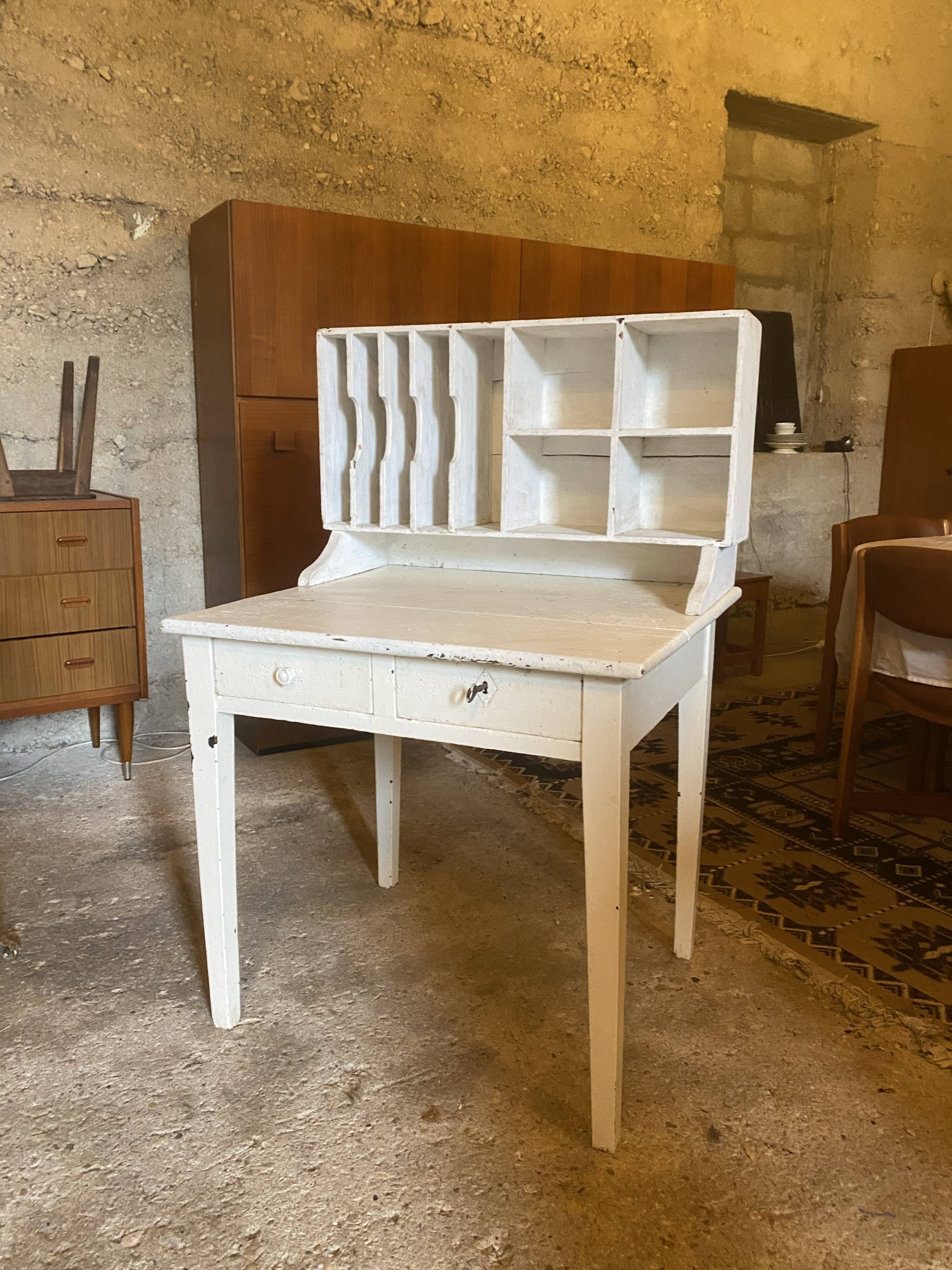 Antique wooden work table
