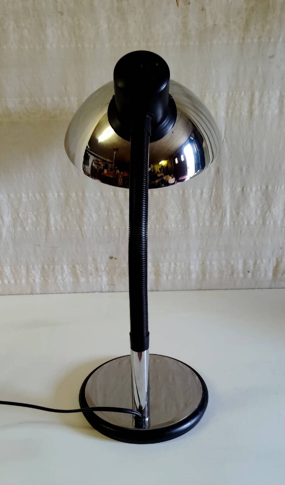 Lampe à poser articulée par Aluminor (France) - mid. XXeme