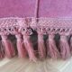 Fauteuil crapaud en velours rose