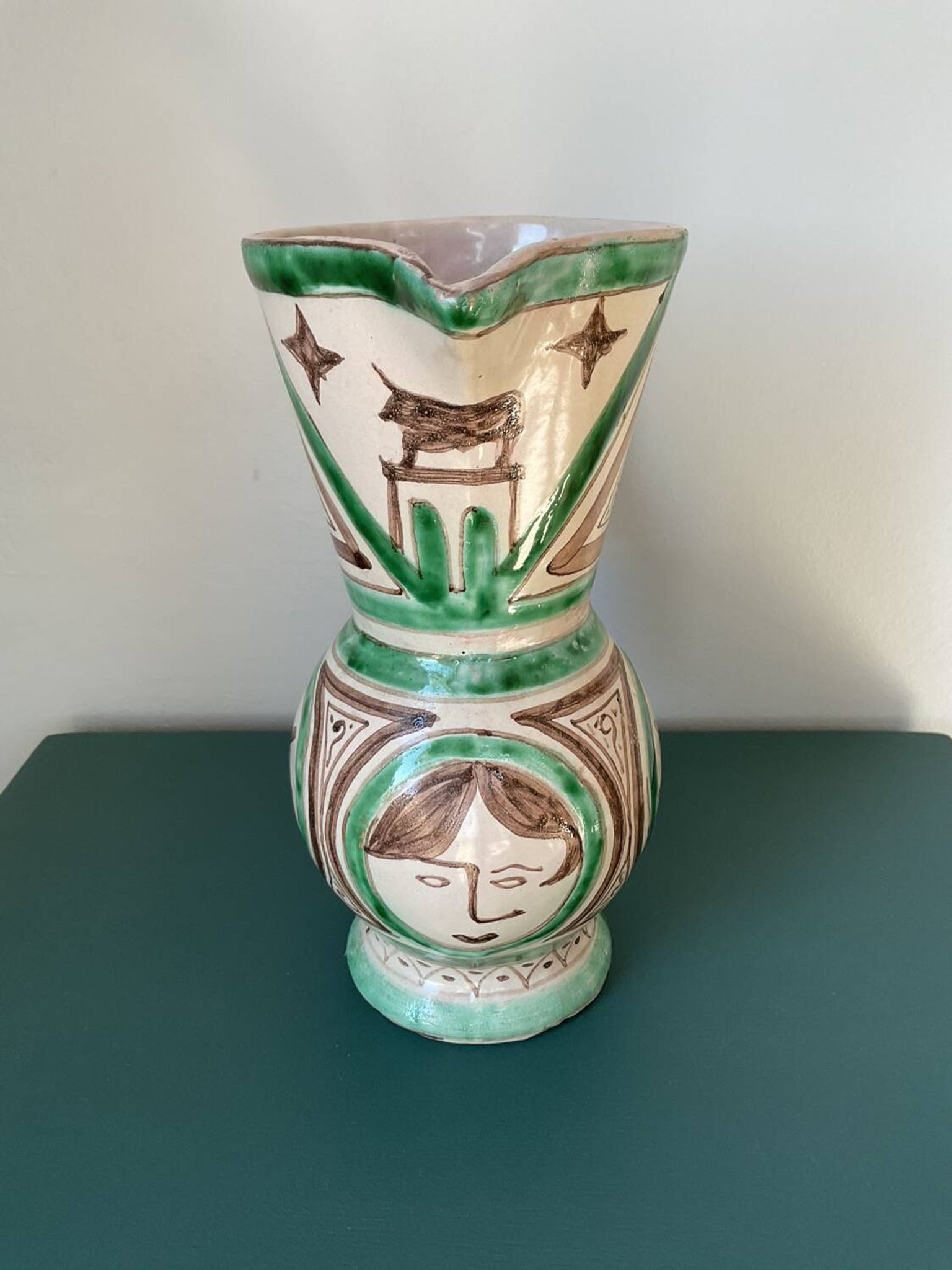 Ceramic pitcher Ortiz