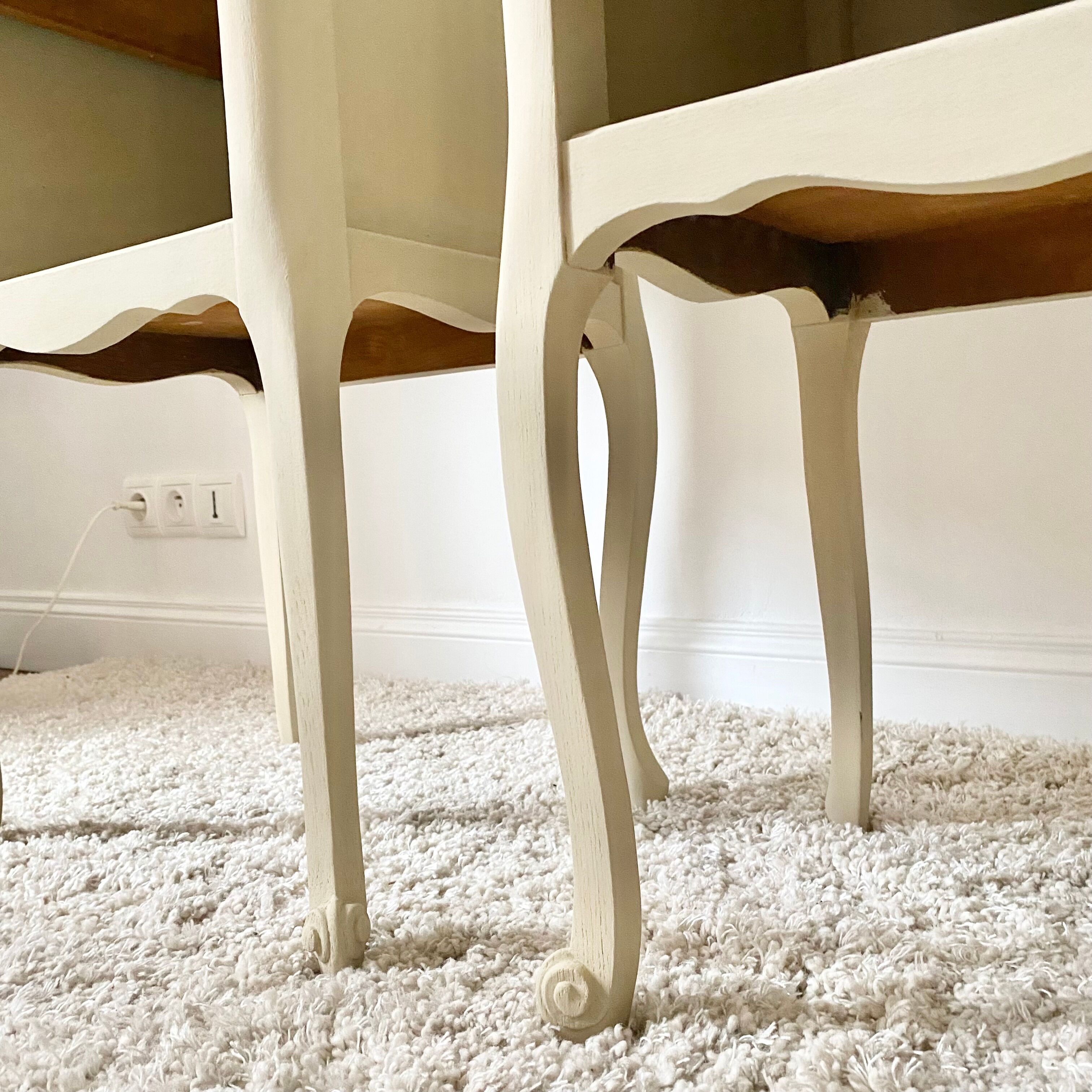 Set of bedside table