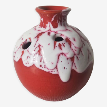 Pique flower vase