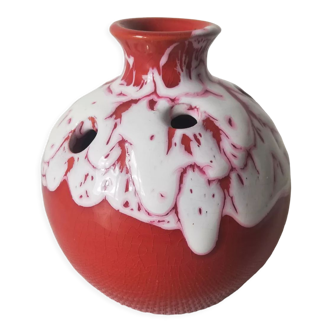 Pique flower vase