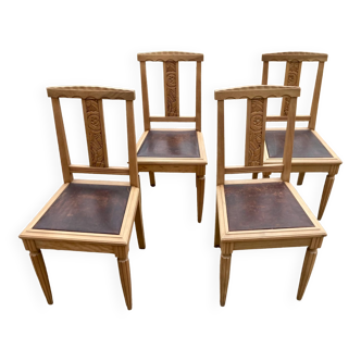 Set of chairs