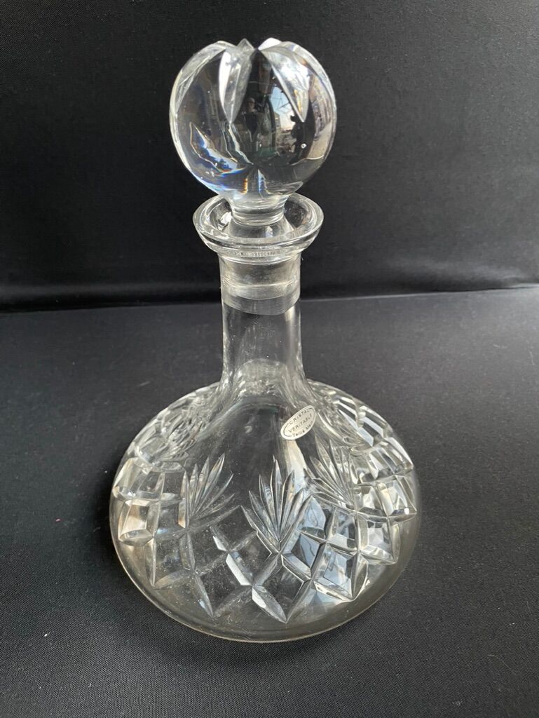 Decanter with cap