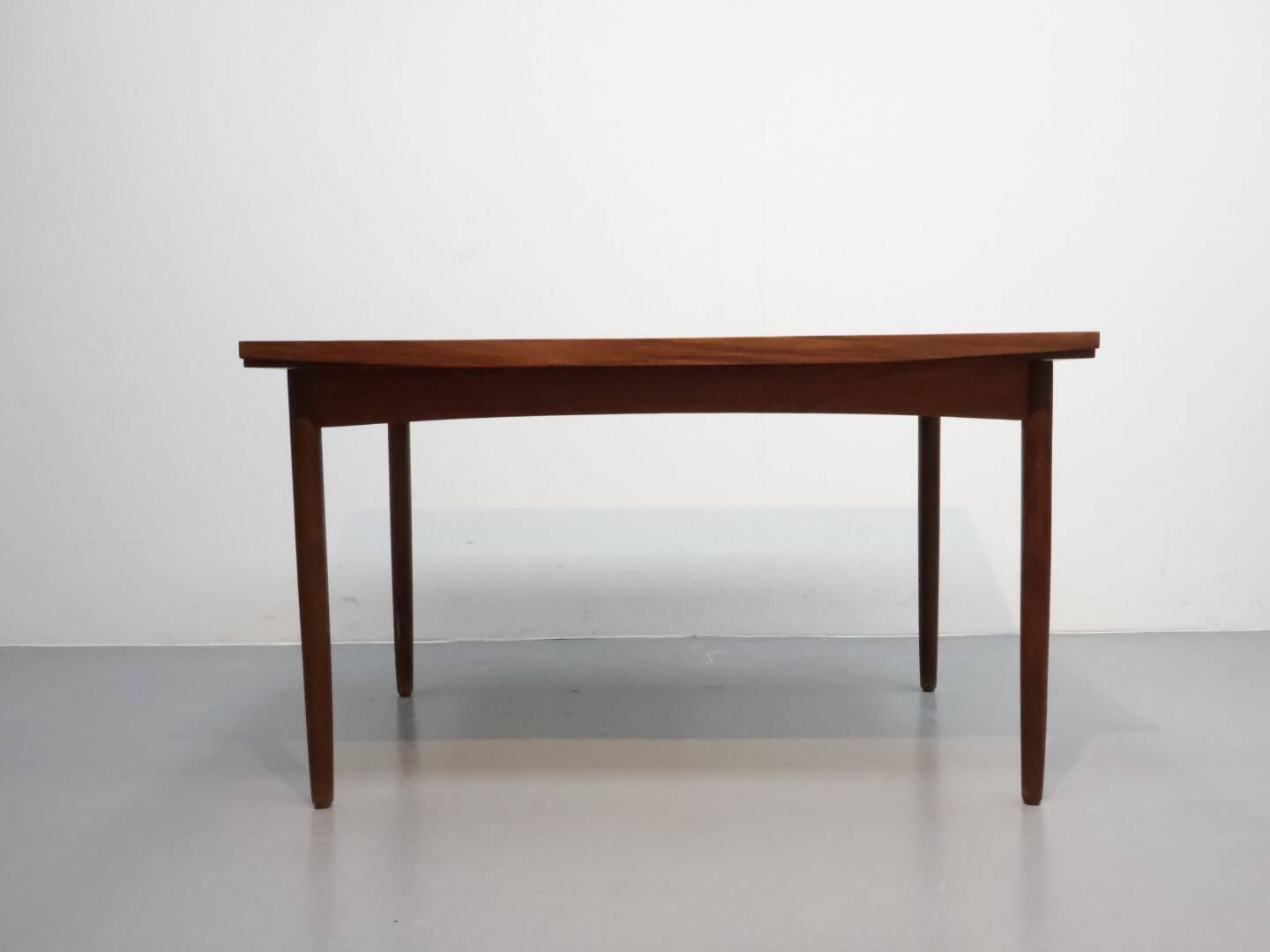 Deense eettafel teak uitschuifbaar