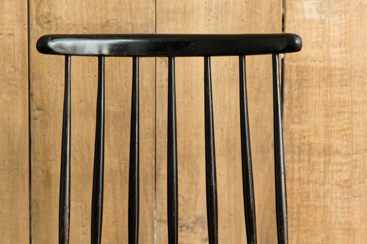 Chair design "Fanett" by Ilmari Tapiovaara