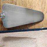 Pie shovel