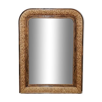 Miroir de style Louis Philippe en bois plaqué orme et stuc doré hauteur 83cm