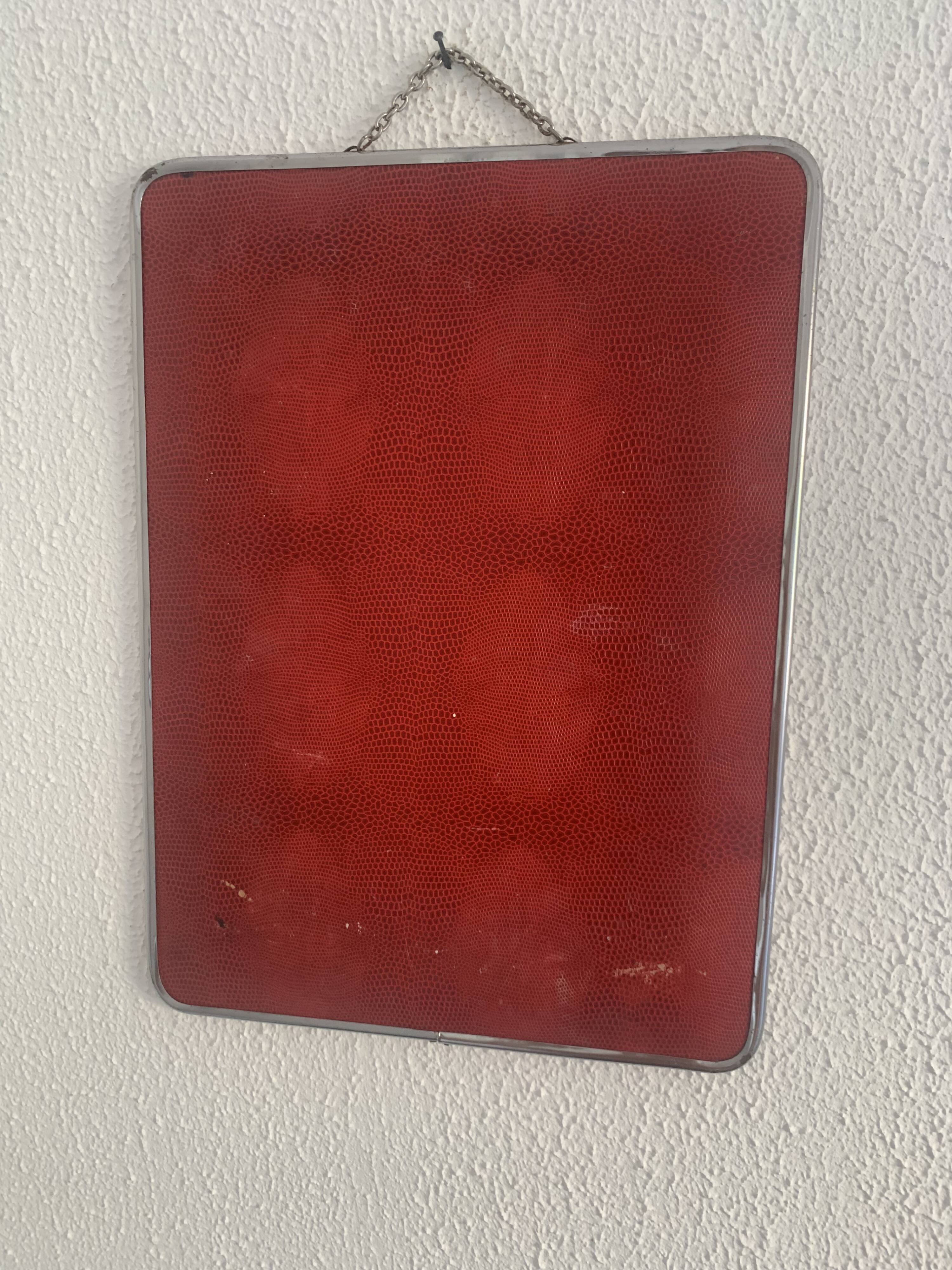 Vintage 1960 ponceau red barber mirror - 39 x 29 cm