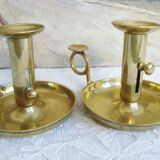 Paire de bougeoirs anciens en laiton