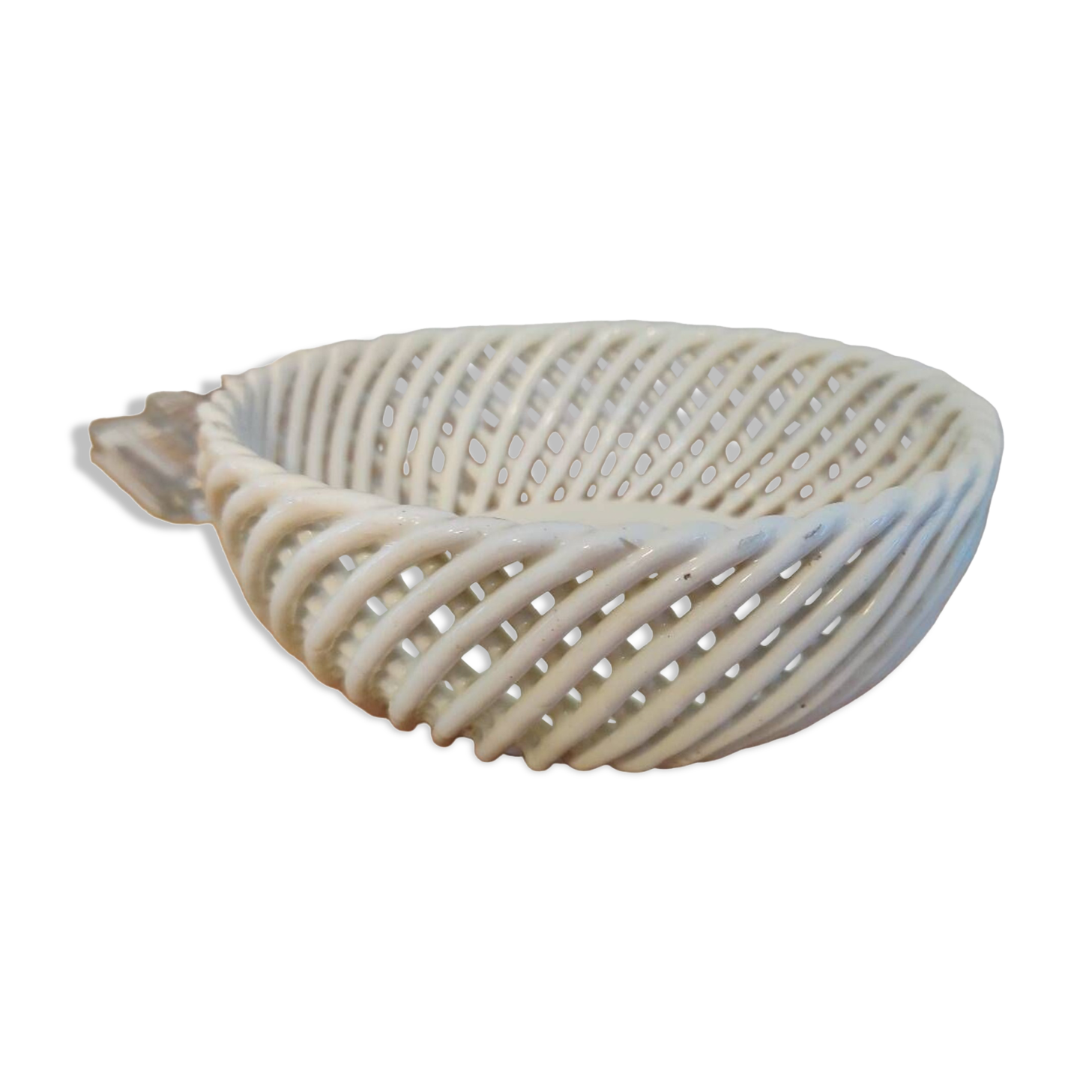 Braided cup