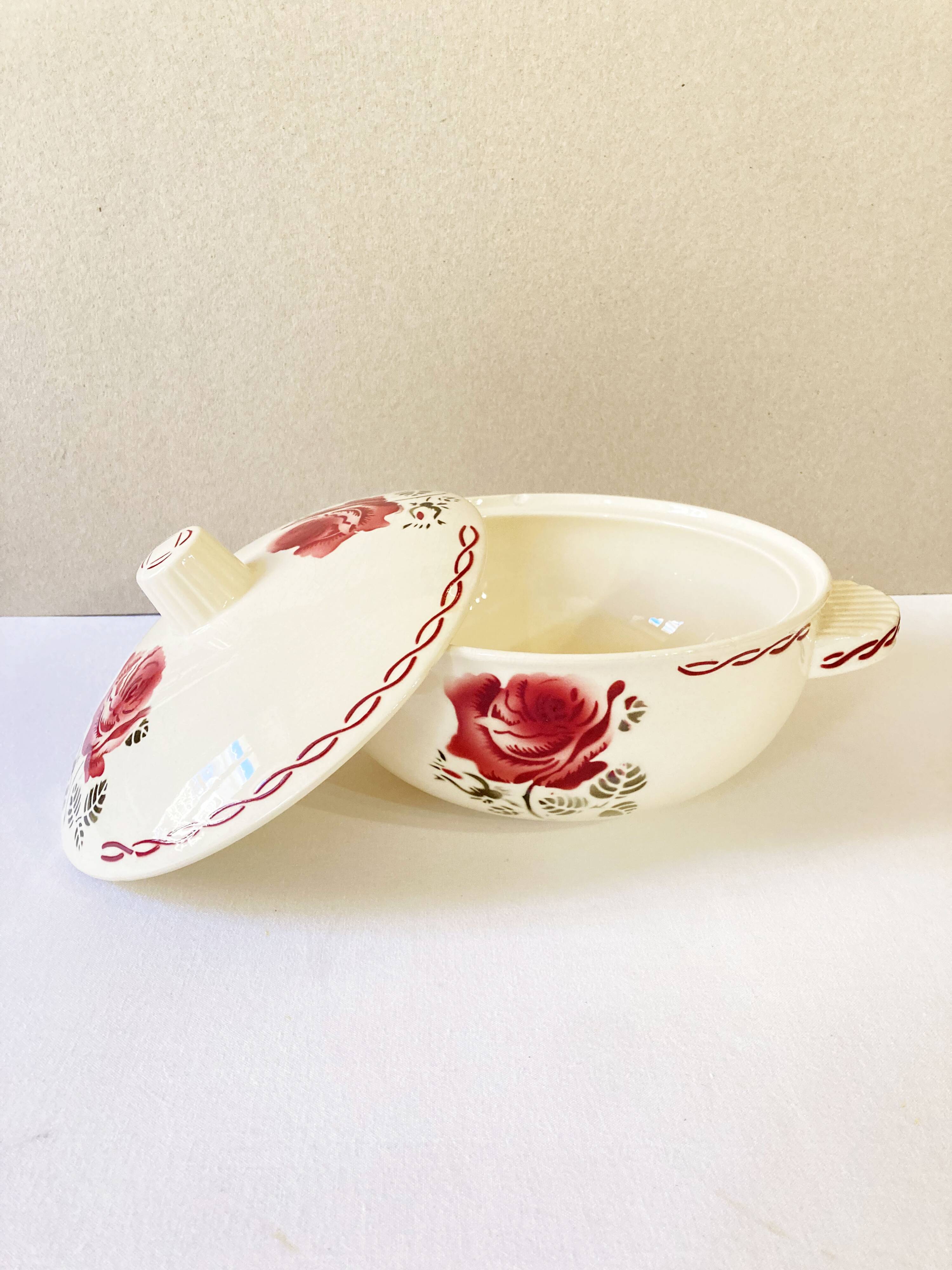 Soup tureen/vegetable dish, Germaine model, Badonviller