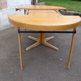 Baumann table in white wood