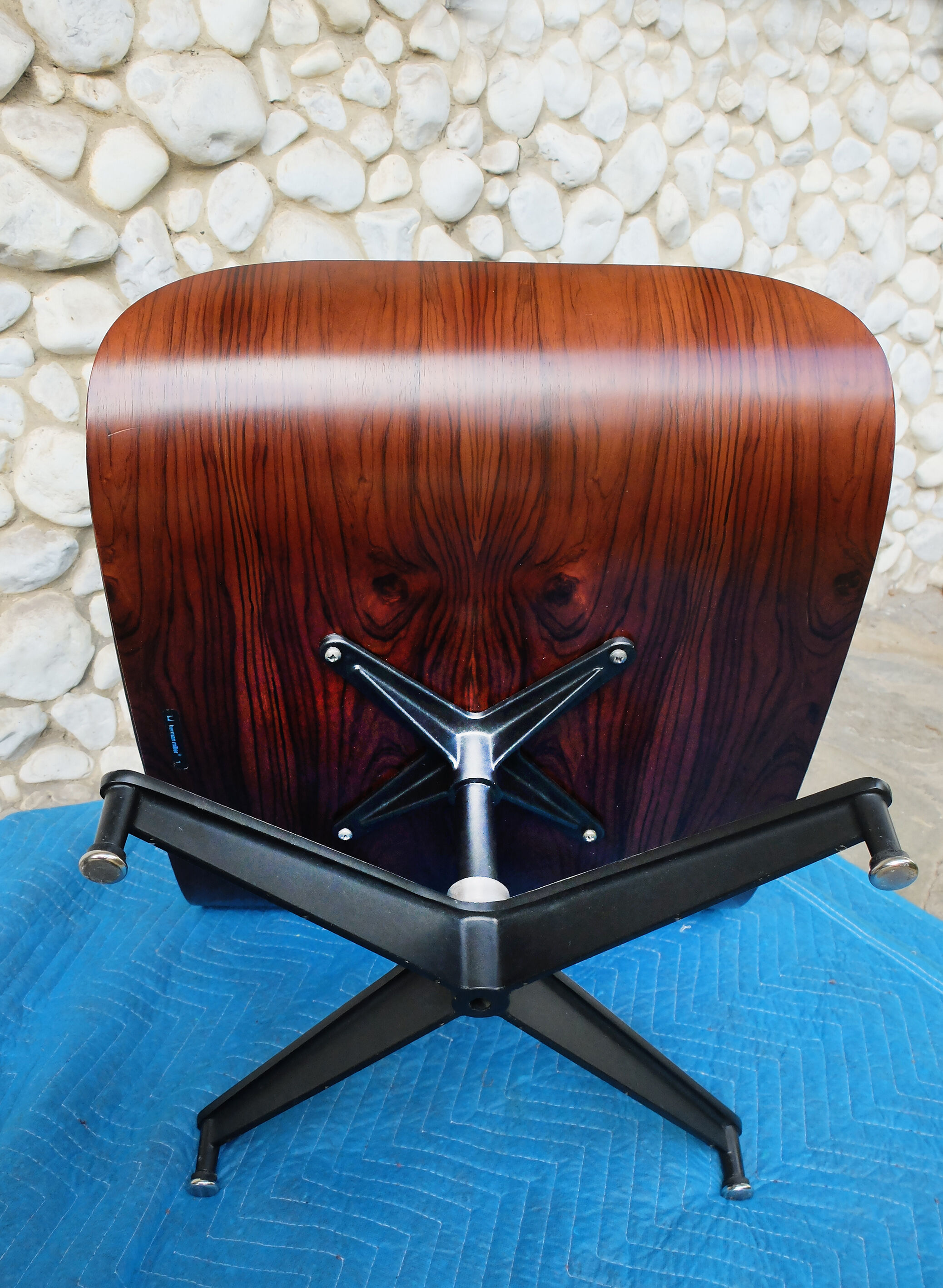 Lounge chair & ottoman rosewood from Rio by Charles & Ray Eames edition Herman Miller USA, 1970