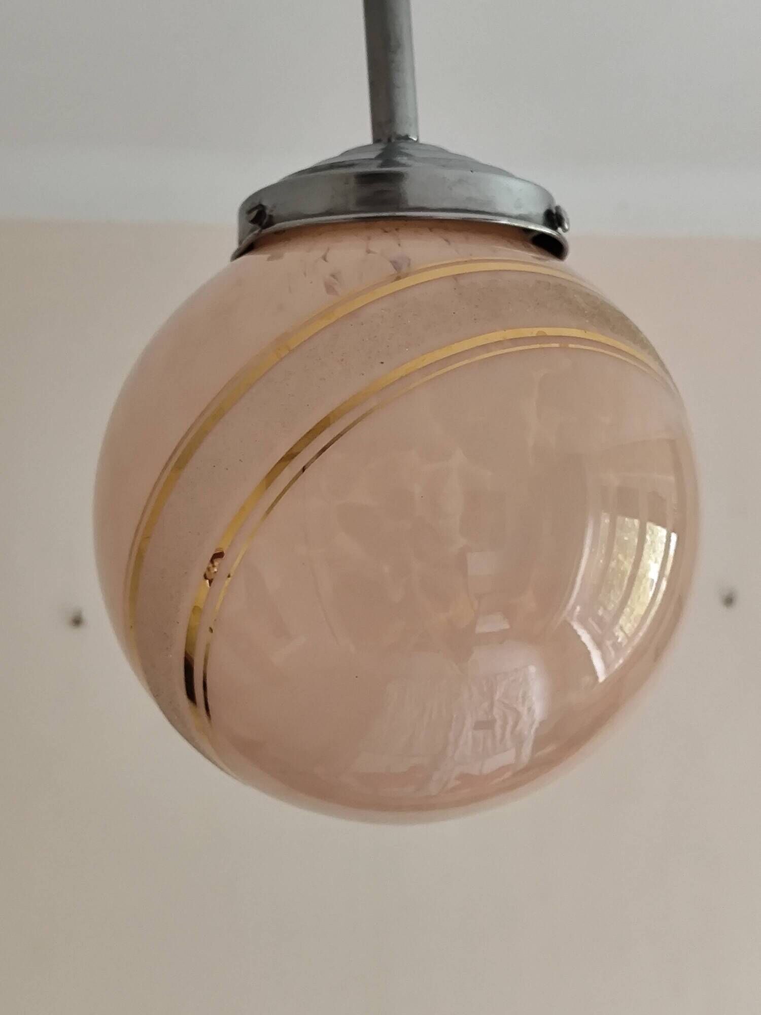 suspension glass globe pink and gold on a metal aluminium stem and structure