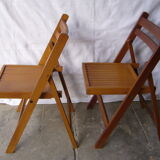 Chaises de jardin pliantes en bois verni
