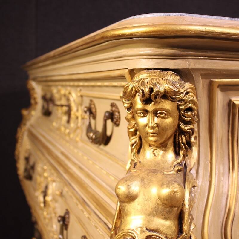 Commode italienne laquée et dorée du 20e siècle