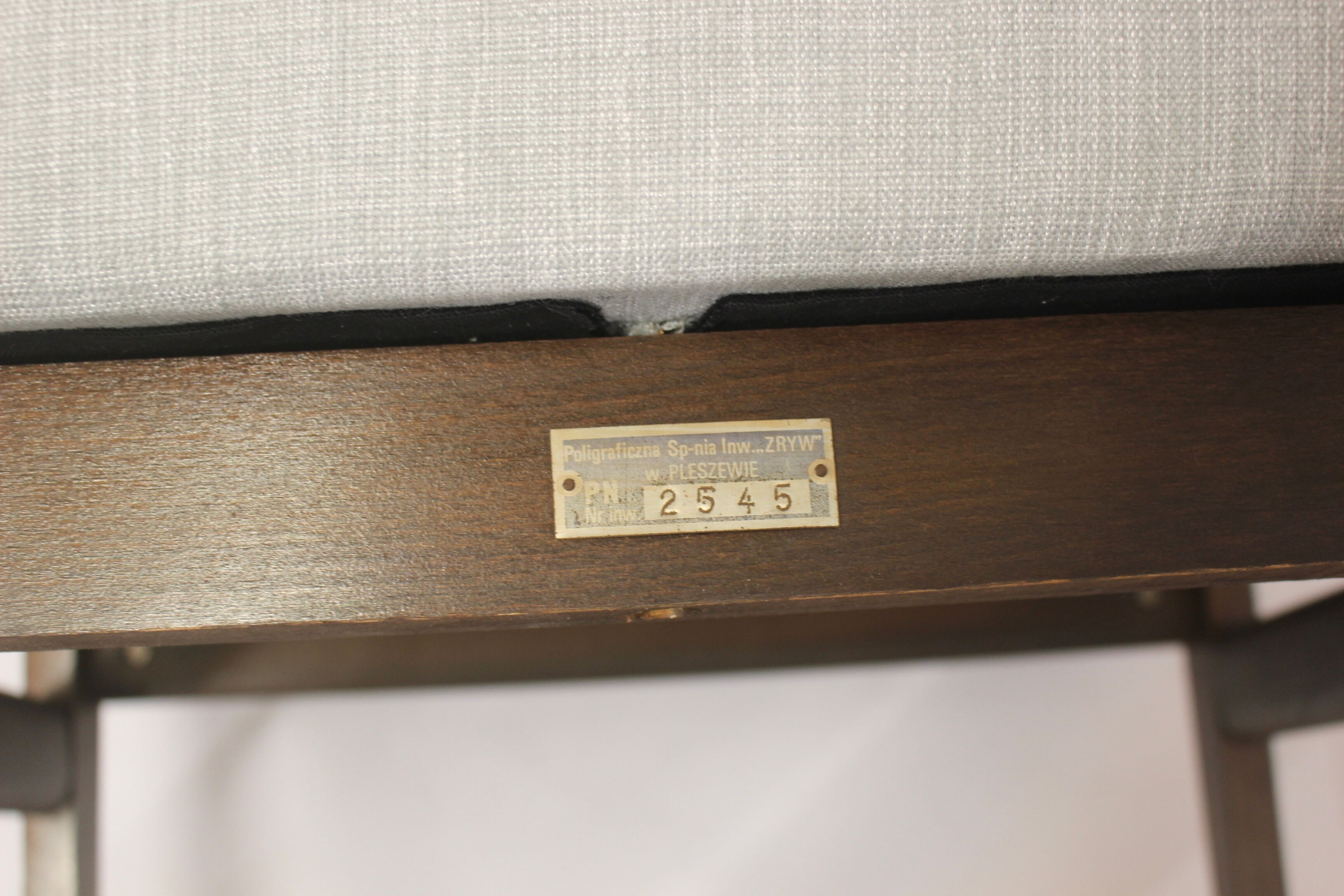 Pair of Henryk Lis armchairs 300-190, 1970