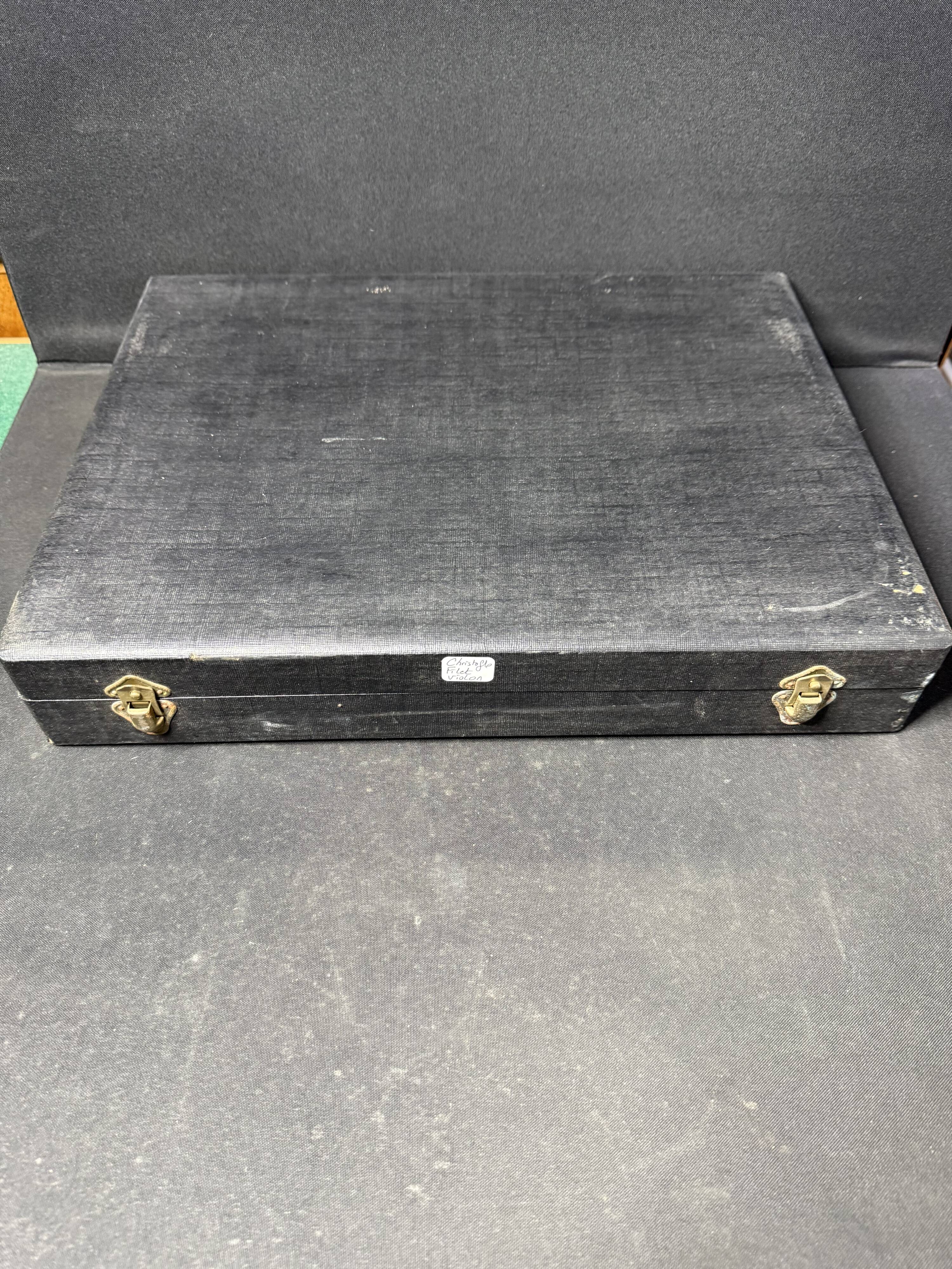 Christofle 37-piece cutlery set, Filet violon model