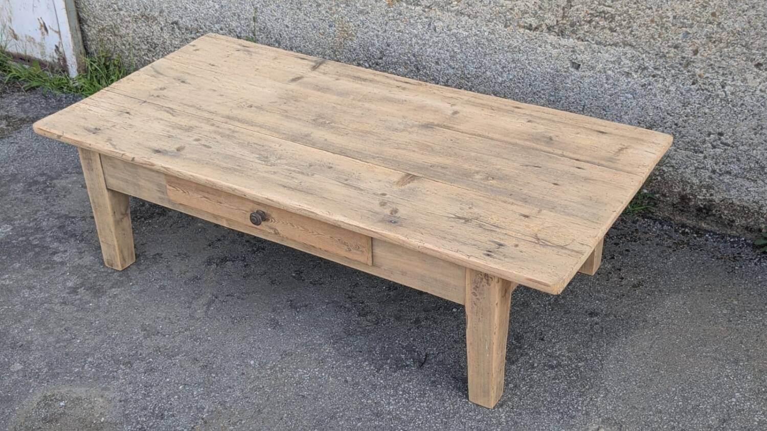 Farmhouse coffee table