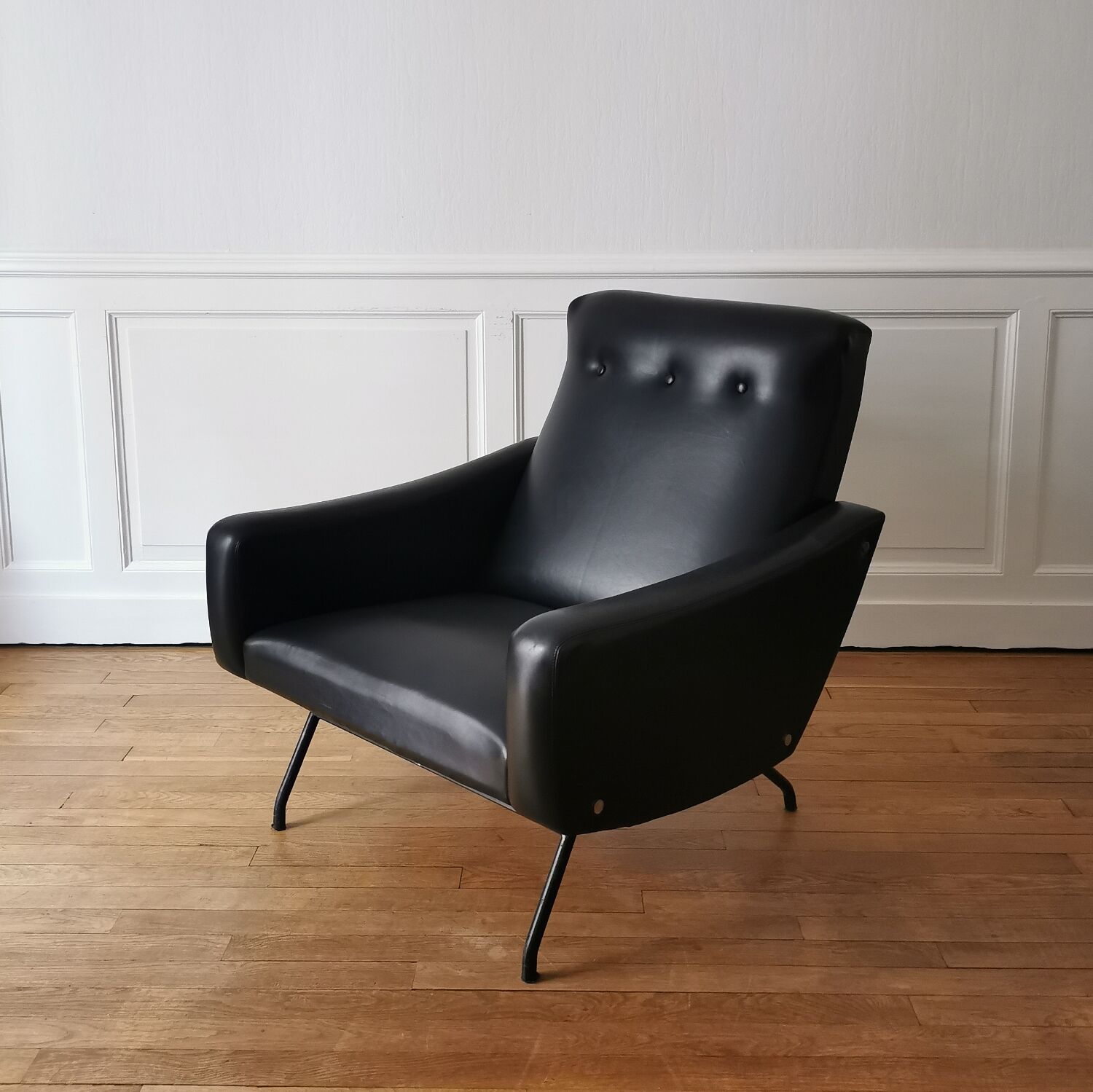 "Galion" armchair by Gilbert Steiner, Steiner edition