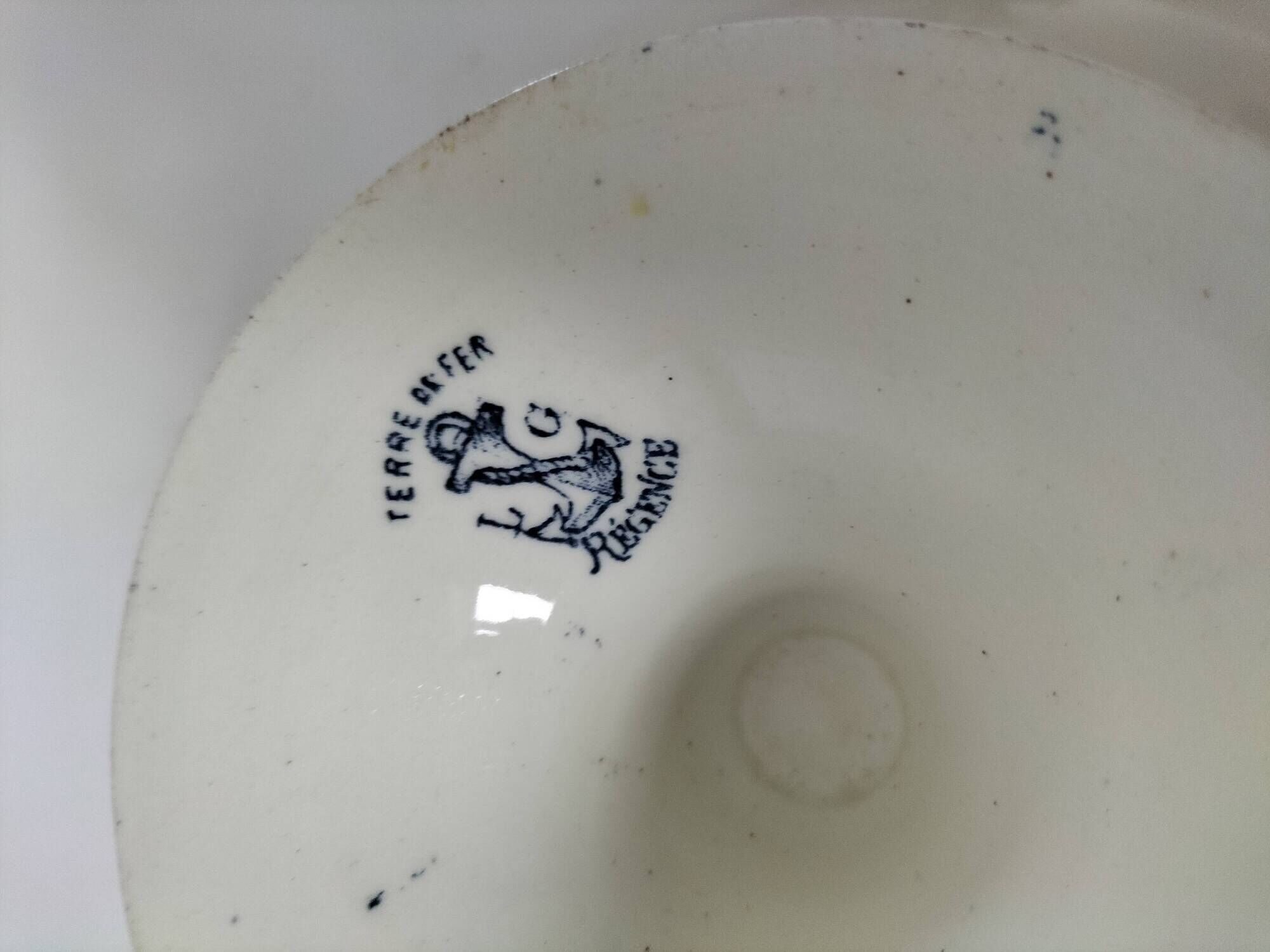 Ironstone compote by Manufacture Clairefontaine, Regency decoration, circa 1900.