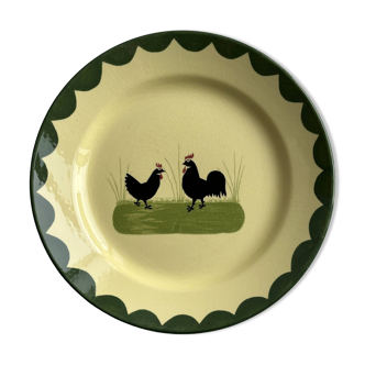 Assiette en céramique "Teller Keramik" avec motif de coqs.