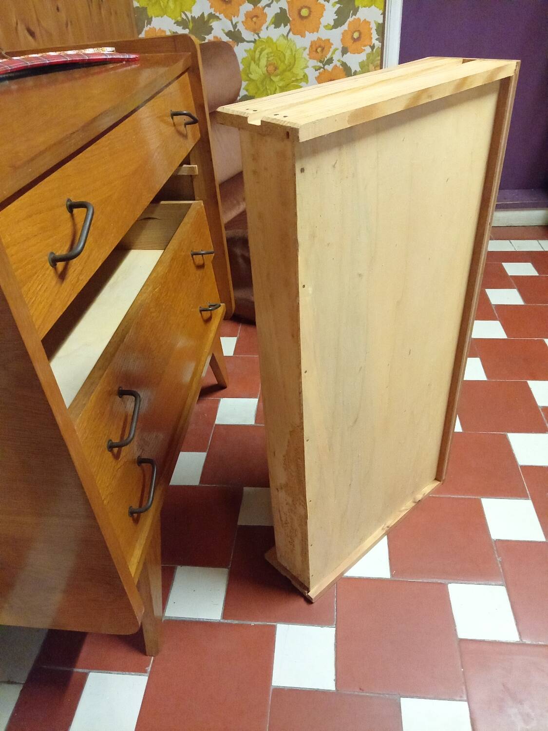 Commode vintage