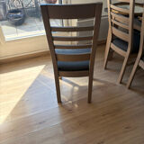 1 lot of 6 oak chairs