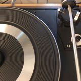 Dual Turntable 1225