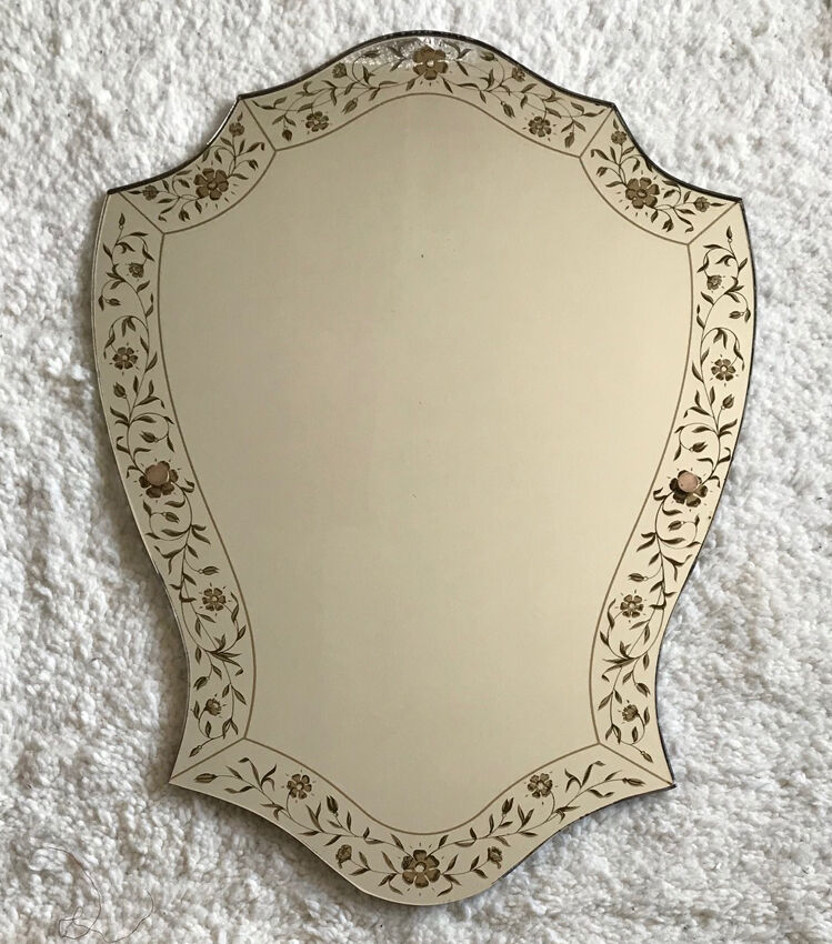 Venetian-style mirror decorated with flowers - 1950s 49x66cm