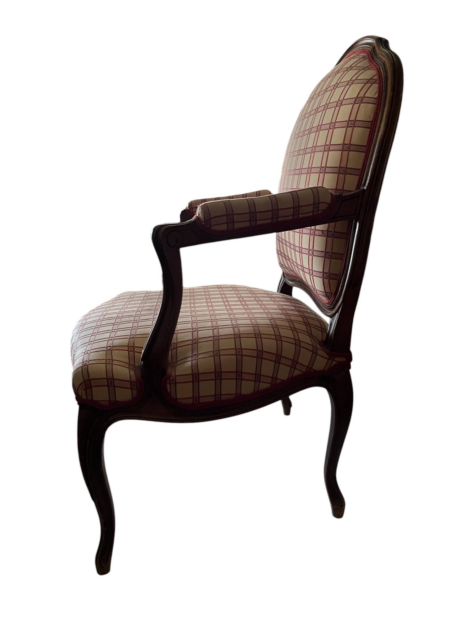 Fauteuil cabriolet bois et tissu style fin XXème