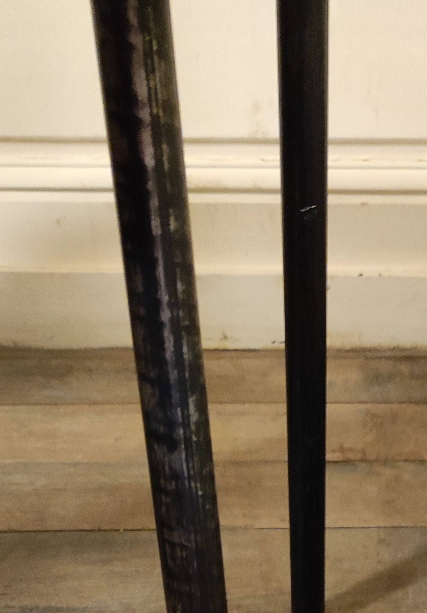 Tripod coffee table in formica