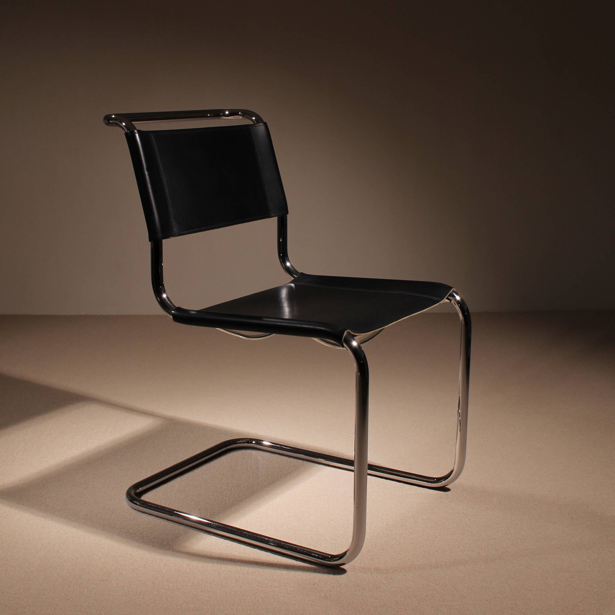 Cantilever Chair ‚S33‘ in Black Leather by Mart Stam for Thonet | Germany