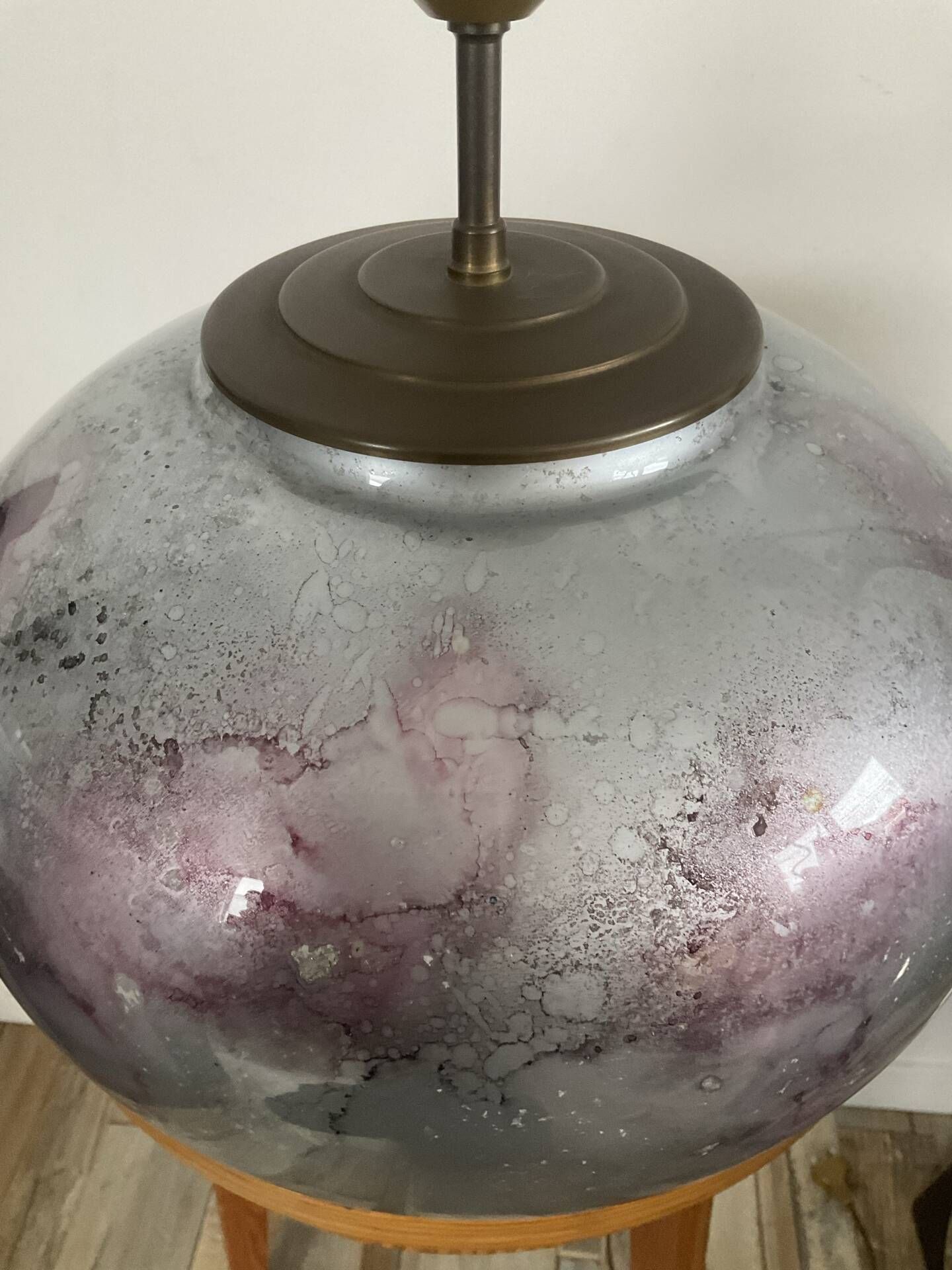 Unique lamp base Laque Line in eglomisé glass from the 70s-80s.