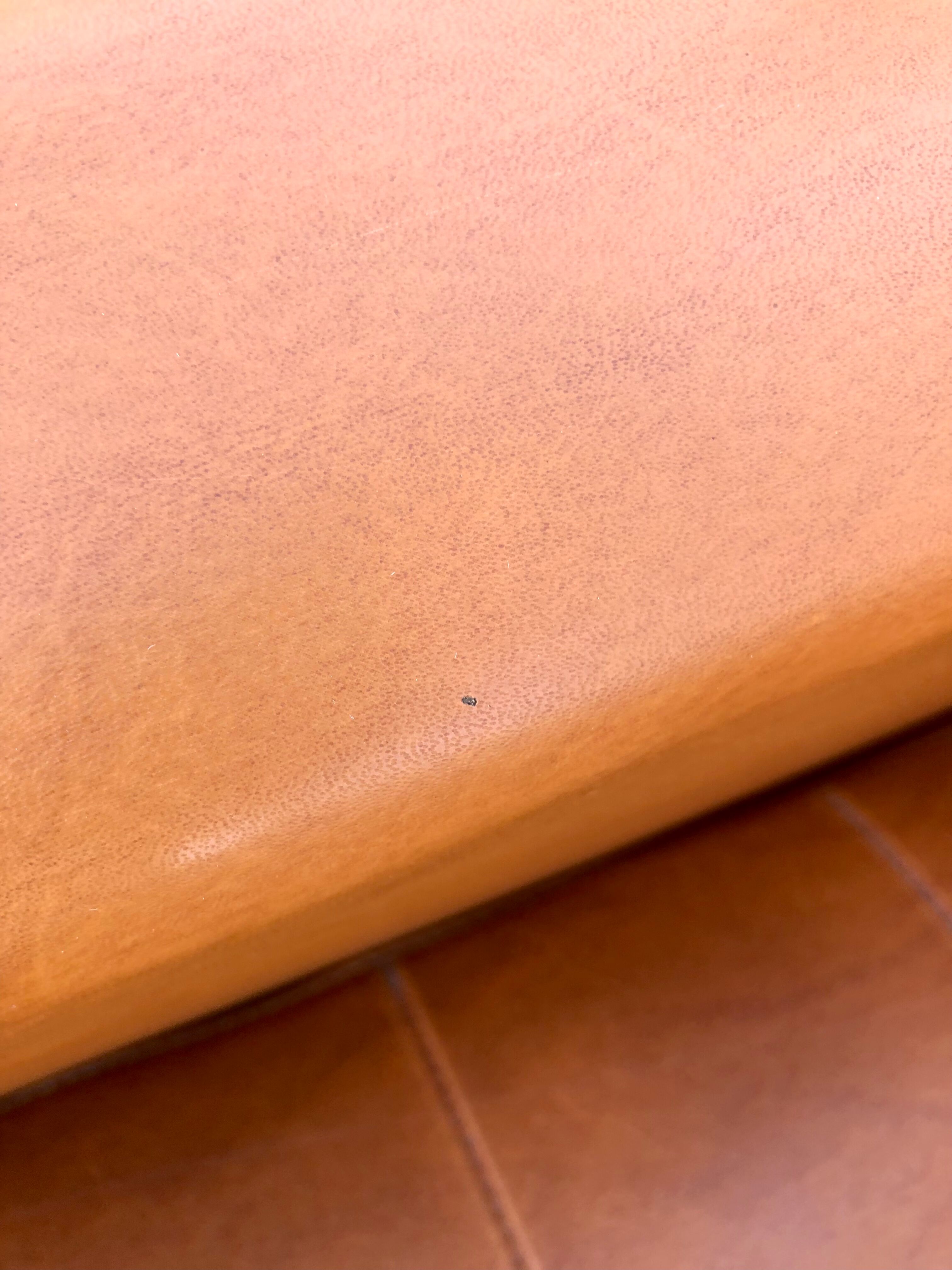 Vintage skaï armchair