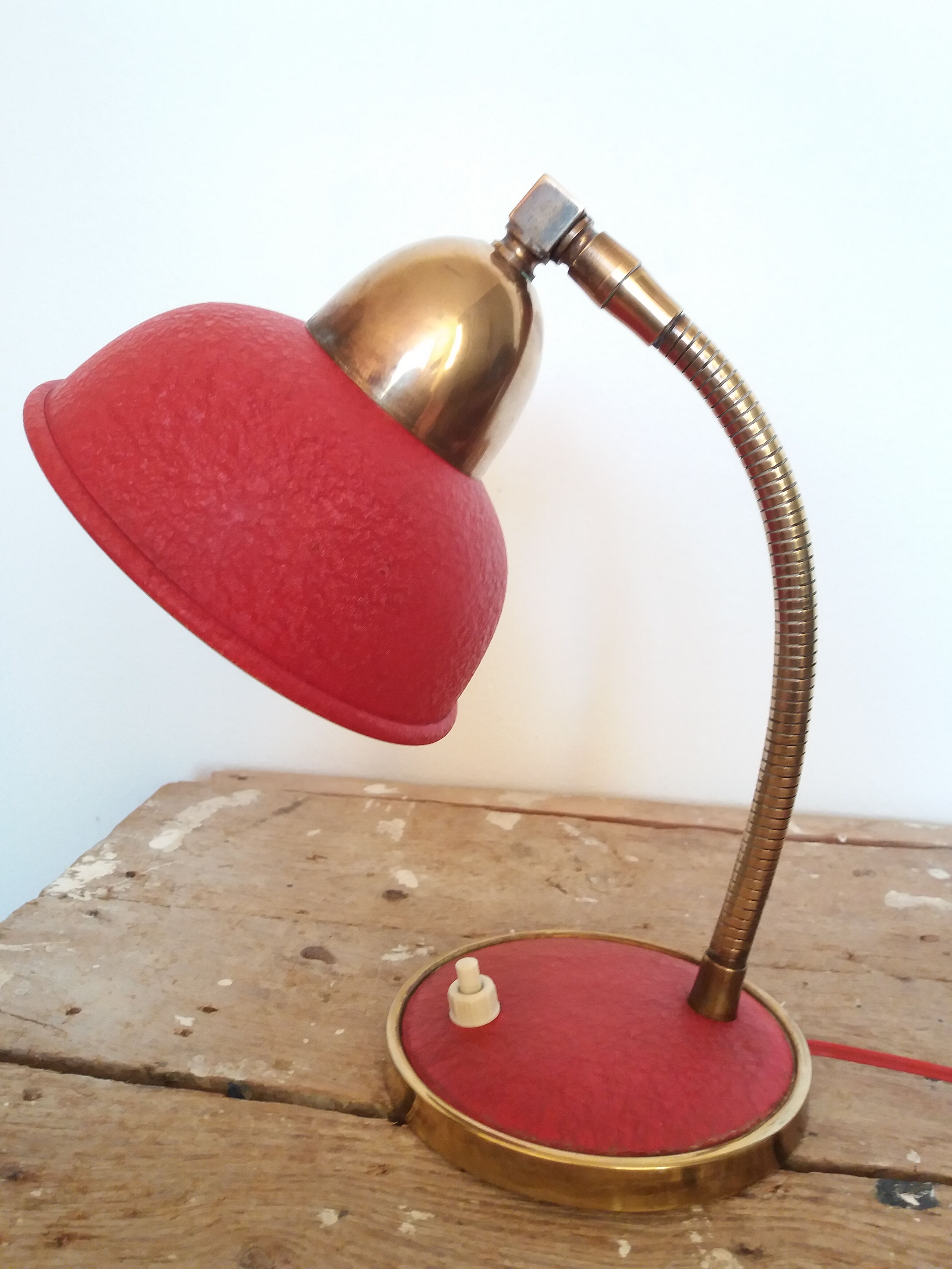 Lampe de bureau rouge