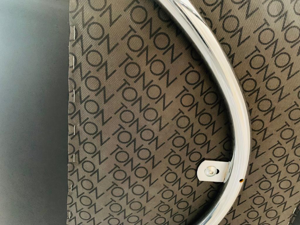 Set of 4 Tonon swivel chairs