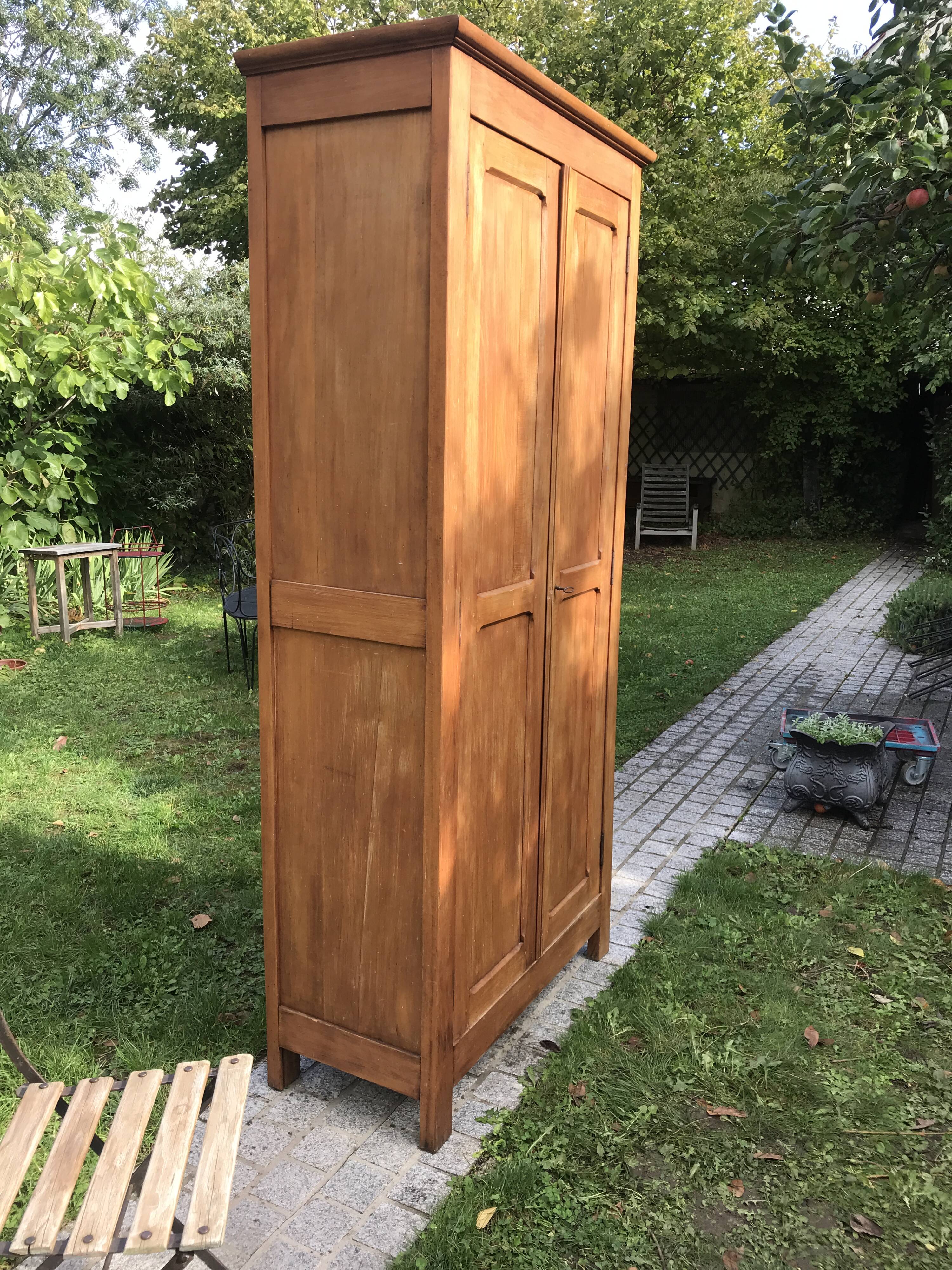 Parisian cabinet with panels, 1950