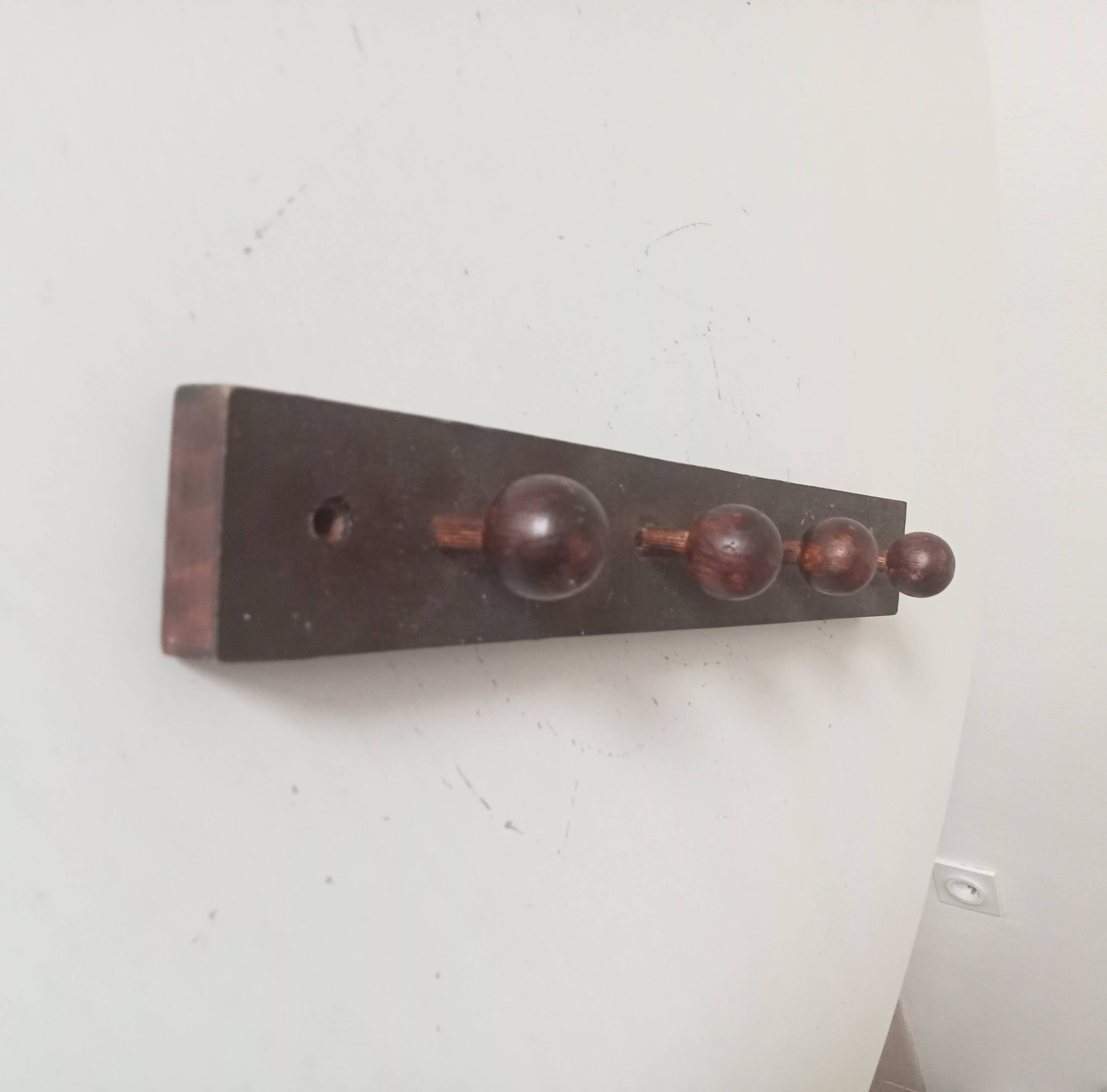 Porte manteau mural vintage en bois