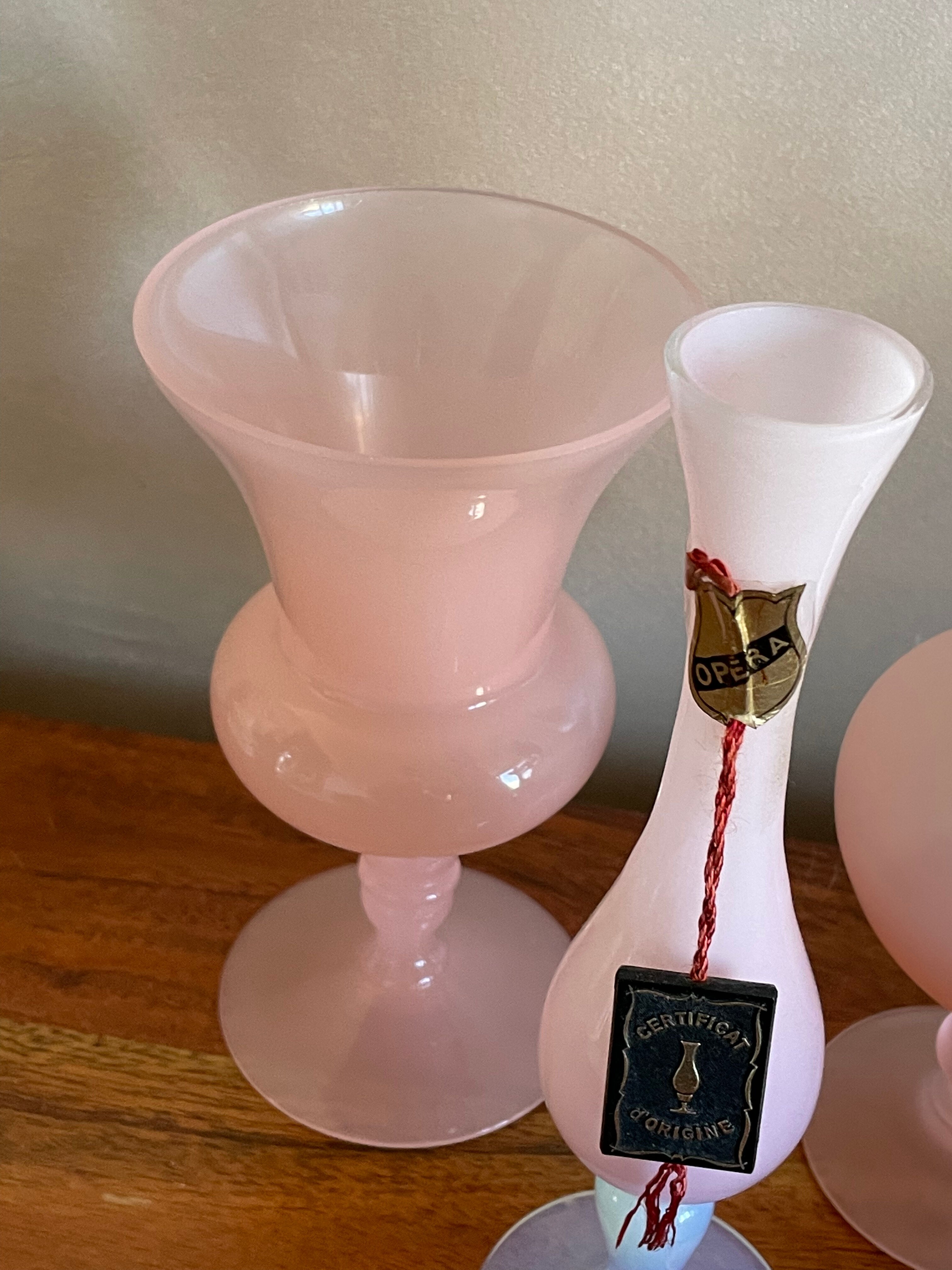 Trio de vases soliflore opaline et verre