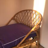 Rattan bed