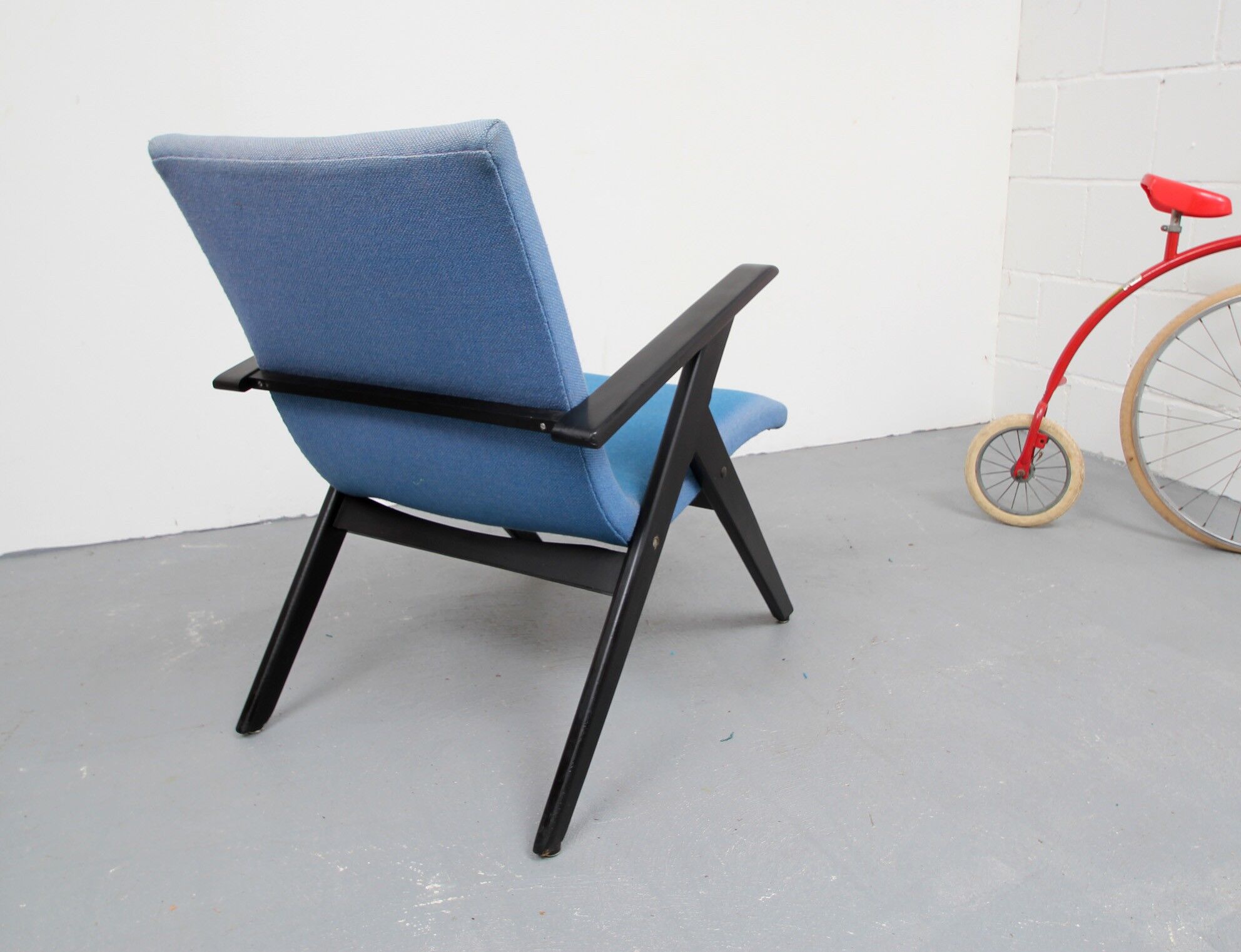 1950s armchair in blue